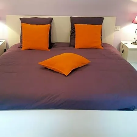 Nocleg ze śniadaniem Le Relais 3*